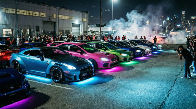 17c一起草改装车聚会视频